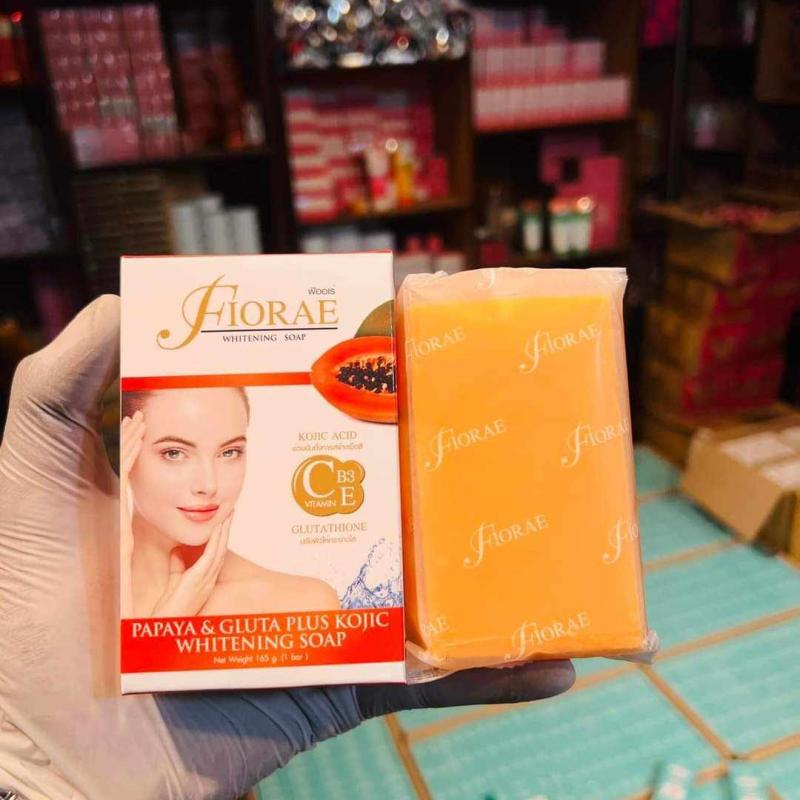 Fiorae Papaya & Gluta Plus Kojic Whitening Soap